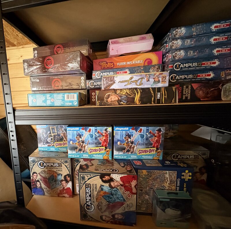 Lot jucarii noi import Olanda – 100 buc/ 50 buc